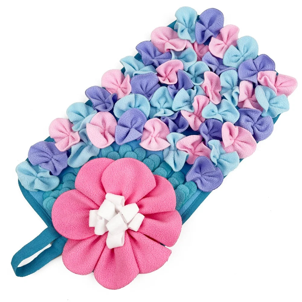 The Bloom Forager — Interactive Floral Feeding Mat for Rabbits, Guinea Pigs & Small Pets 🌸🐇